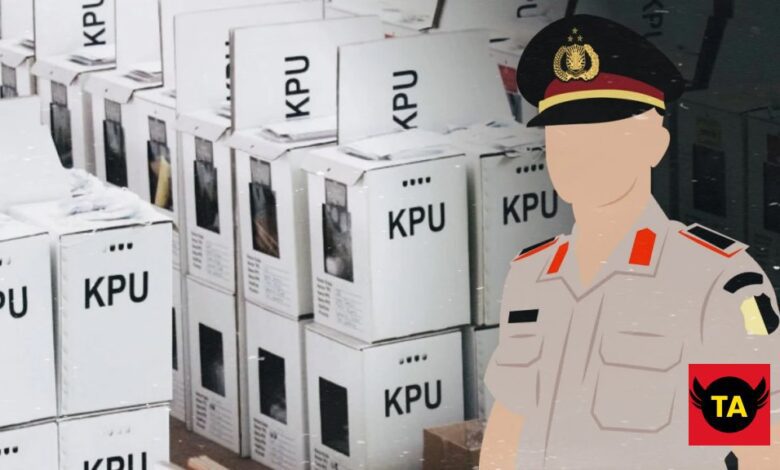 Polisi Kawal Ketat Pengiriman Logistik Pemilu di Jember
